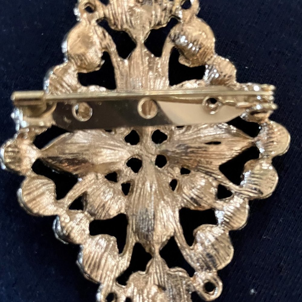 Broach - Picture 2 of 2